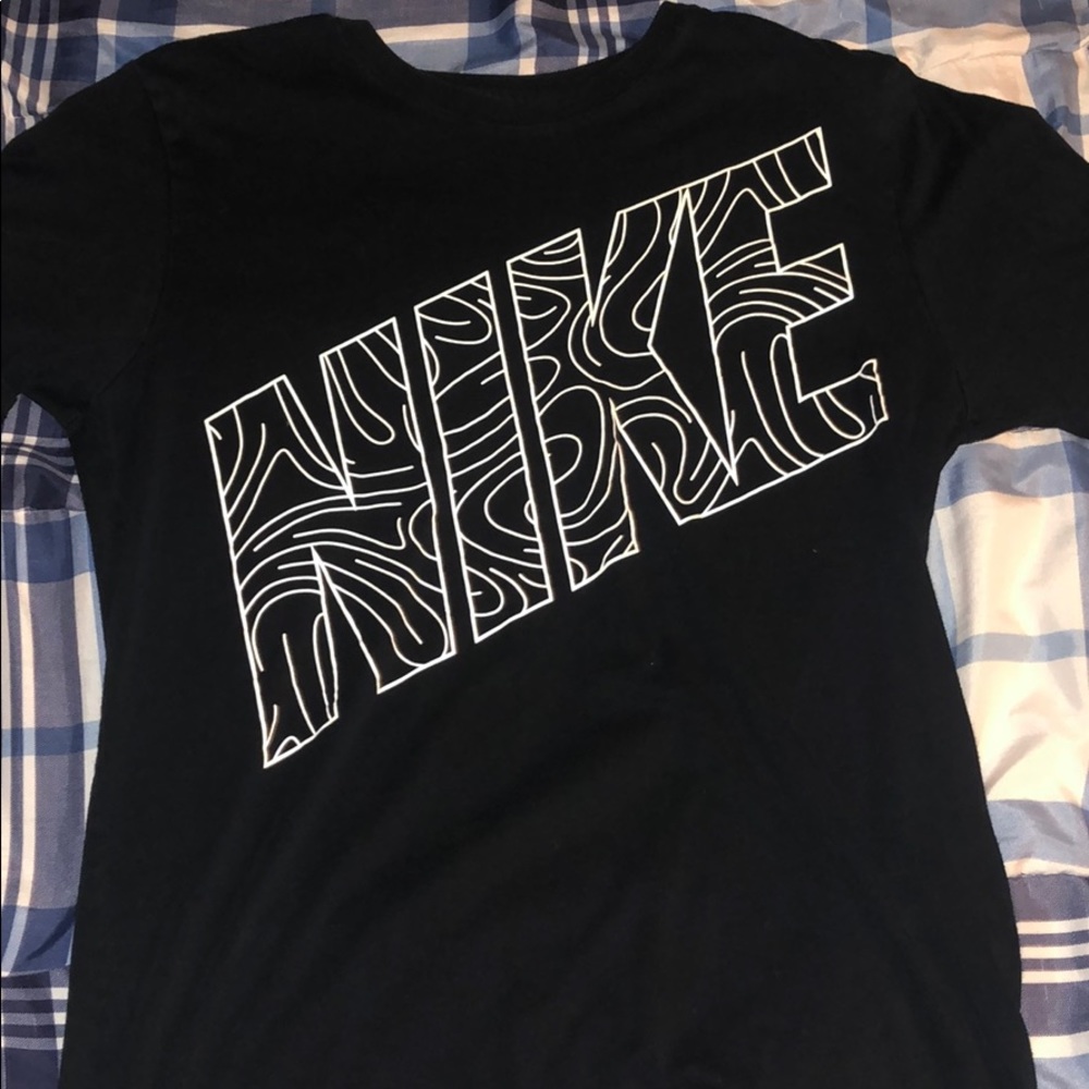 Nike tee shirt